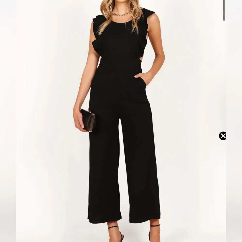 Petal & Pup MILLS JUMPSUIT size Large
HH9
